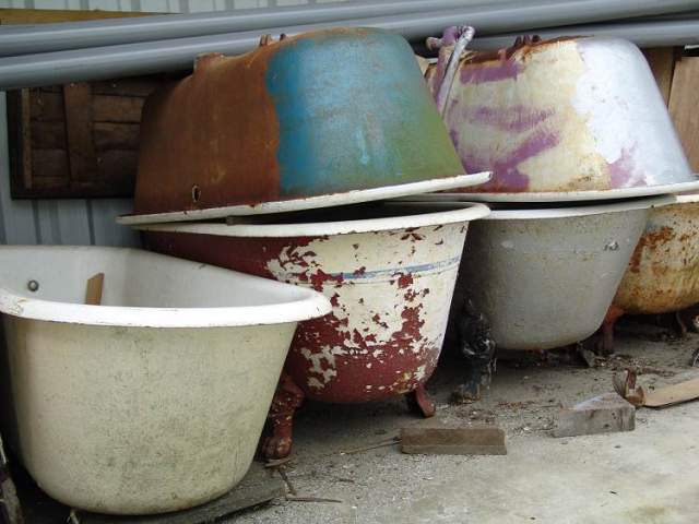 iron bath tubs