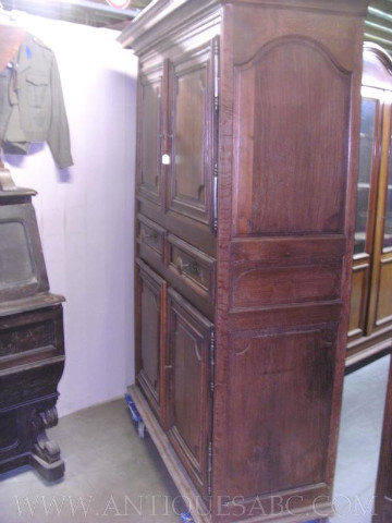armoire 4 volets