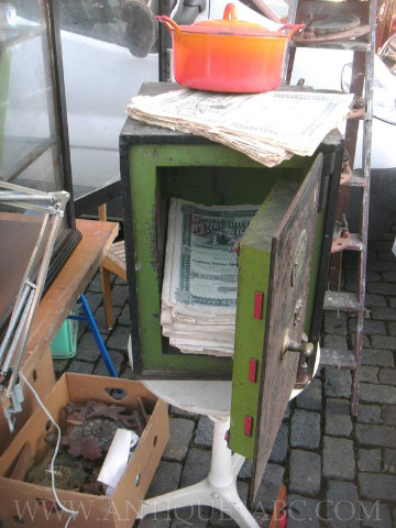 BROCANTWERPEN