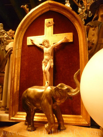 Jesus & elephant